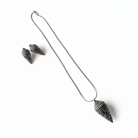 Oxidised Cone Chain Pendant Set