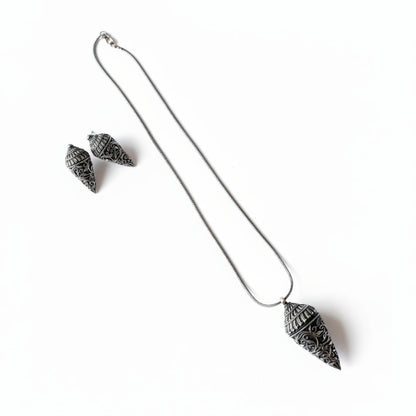 Oxidised Cone Chain Pendant Set
