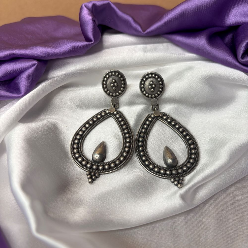 Boondh Danglers