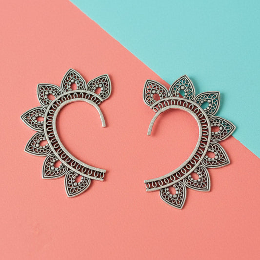 Arka Crescent Earcuffs