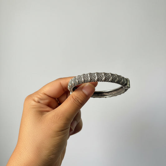 Vamika Spiral Kada (Single Piece)